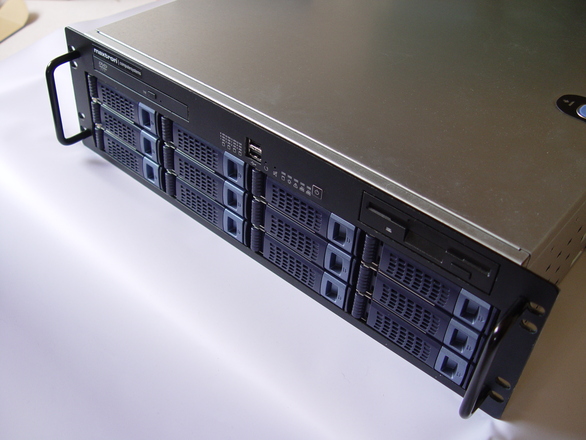 professional-server-rack-1547533